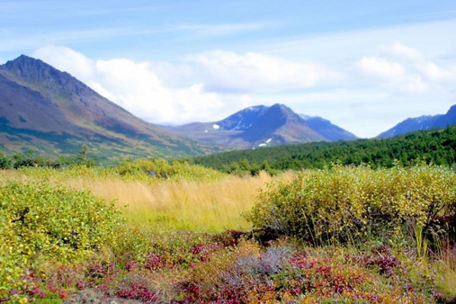 Chugach State Park in Anchorage, the nation's largest urban park (image by Robert Cushing via PBase.com)