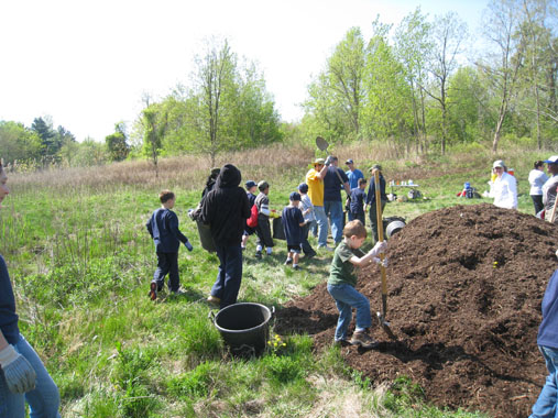 Earth Day Volunteer